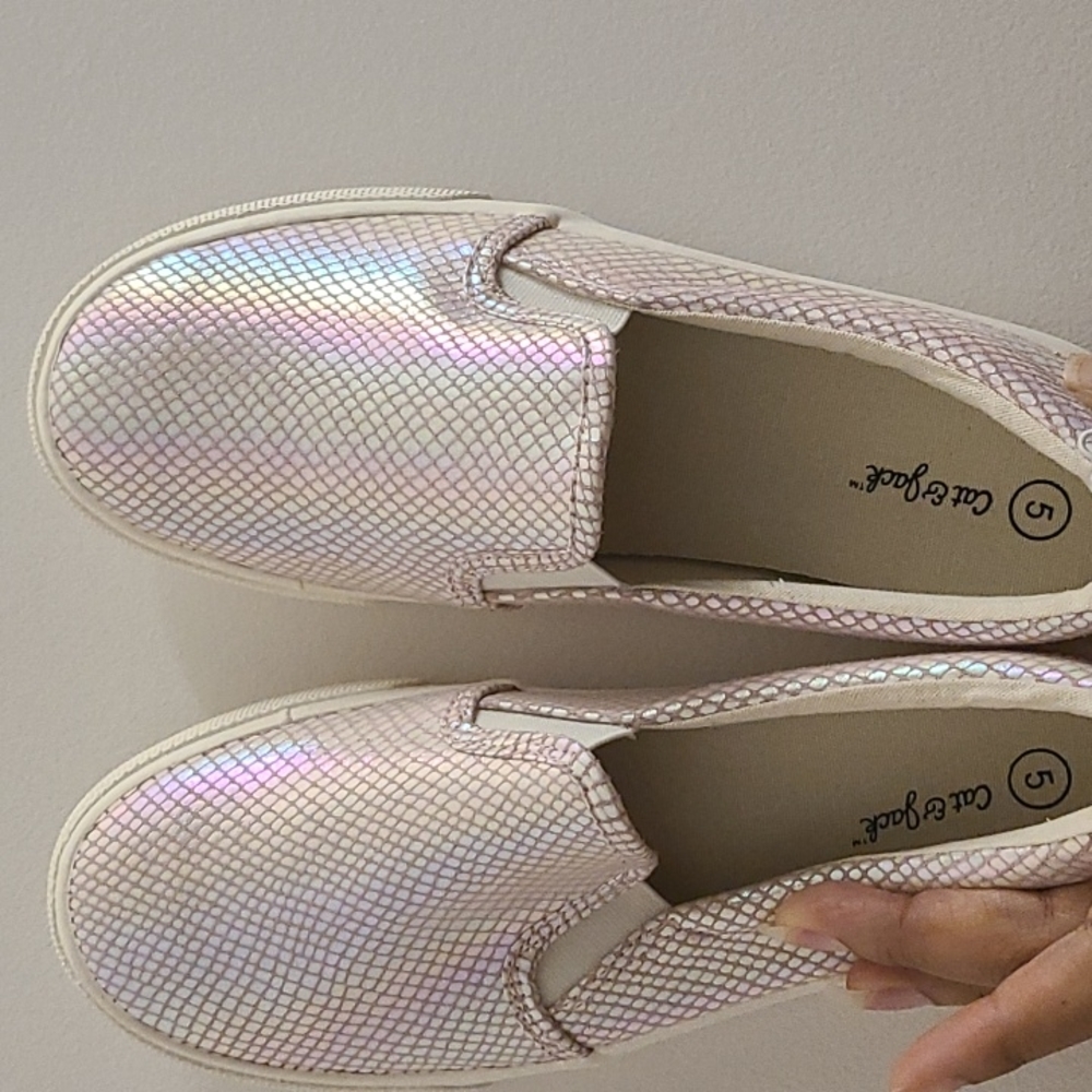 NEW WITH TAGS! CAT & JACK SLIP ON SHOES  BIG GIRL'S YOUTH SIZE 5 MERMAID PRINT